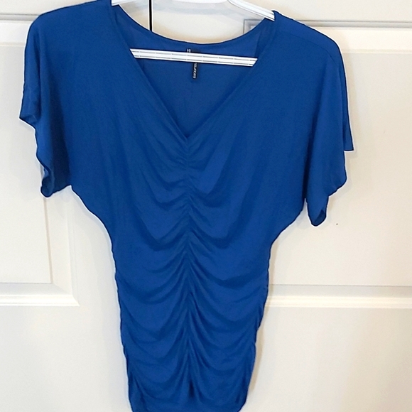 Shirt-size XS - Picture 1 of 3